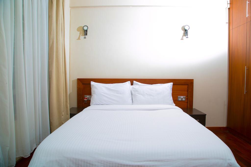 Batians Apartment Hotel Nairobi Room photo